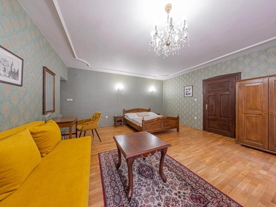 Hotel Salamander - Garni Banská Štiavnica Zewnętrze zdjęcie