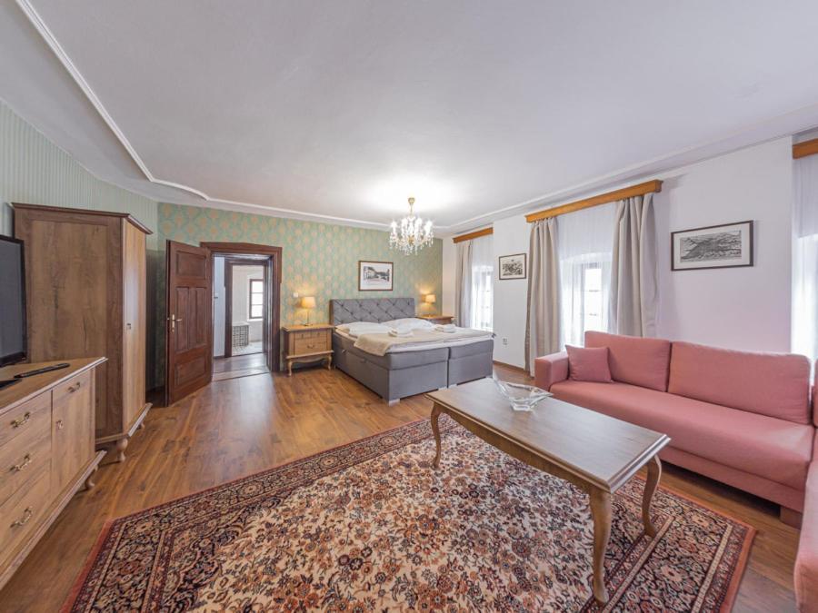 Hotel Salamander - Garni Banská Štiavnica Zewnętrze zdjęcie