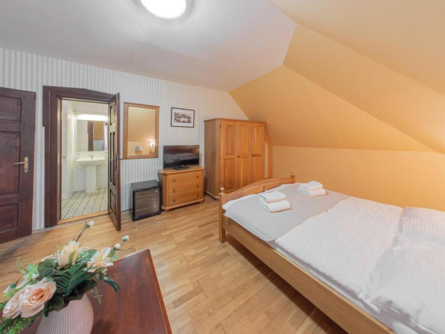 Hotel Salamander - Garni Banská Štiavnica Zewnętrze zdjęcie
