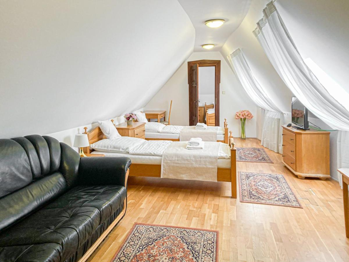 Hotel Salamander - Garni Banská Štiavnica Zewnętrze zdjęcie