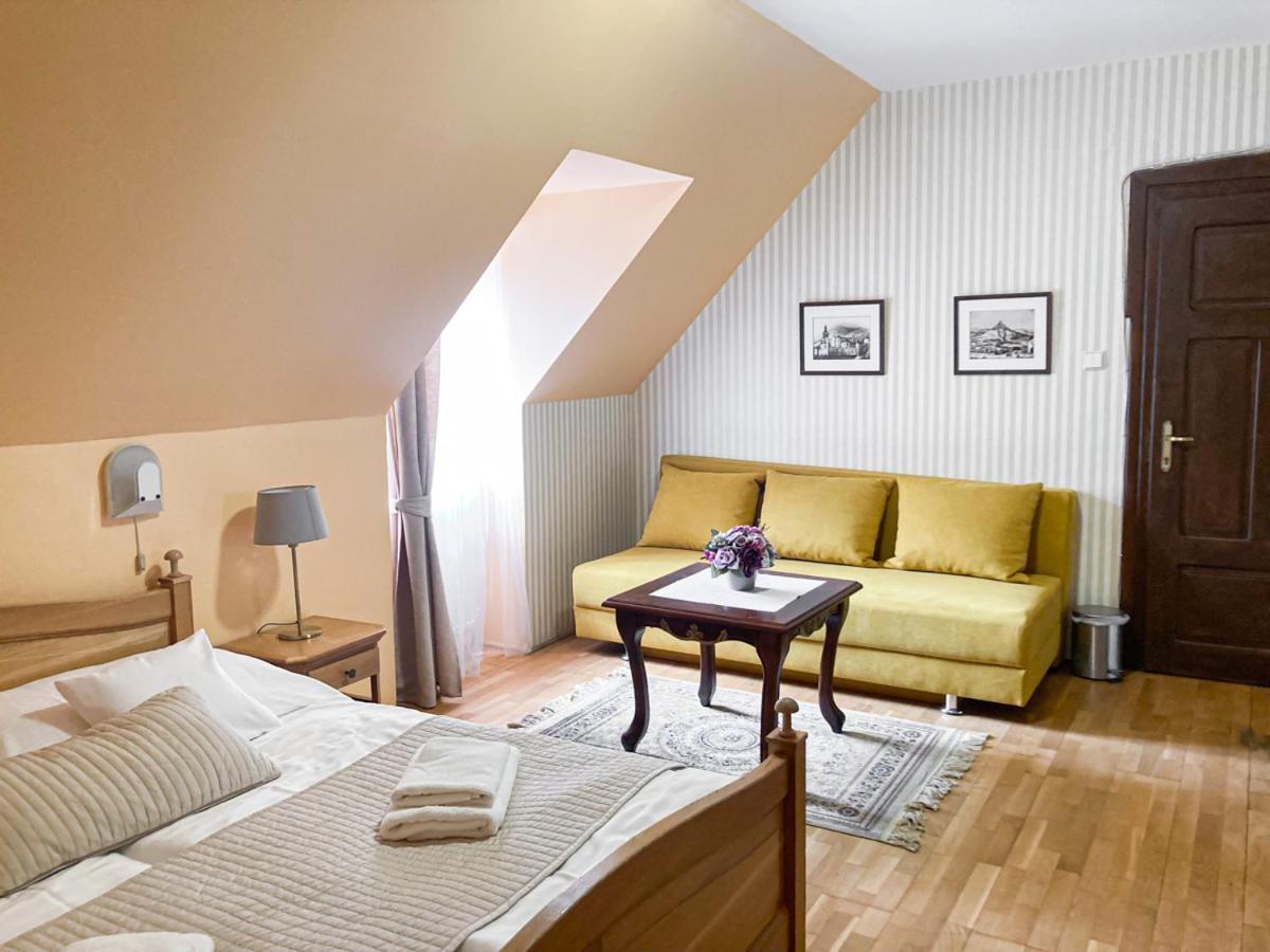 Hotel Salamander - Garni Banská Štiavnica Zewnętrze zdjęcie